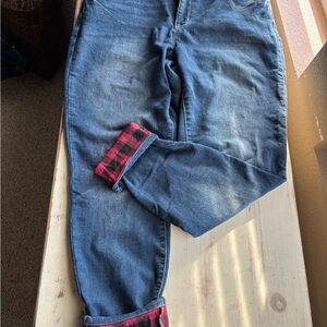 MAURICES Women Blue Denim Jeans with Red Plaid Cuff